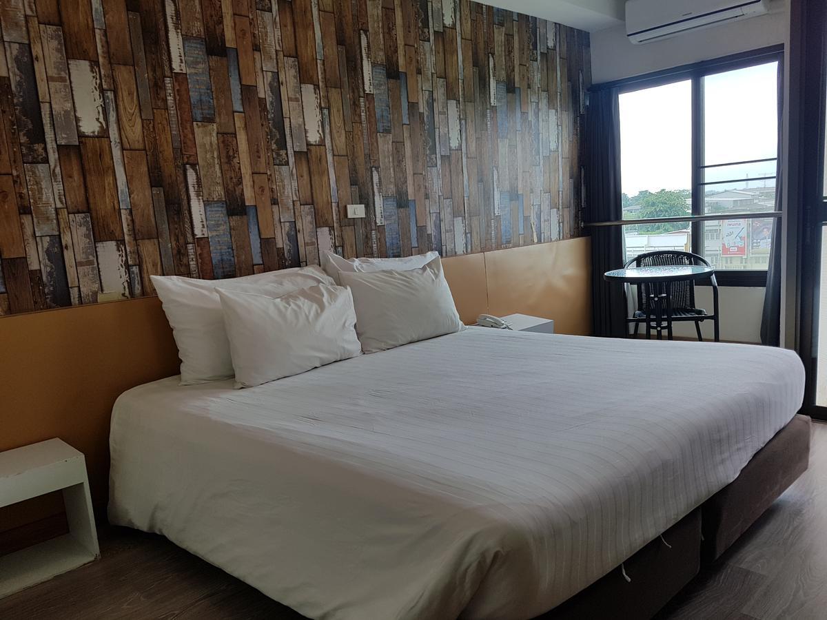 Prajaktra City Hostel Udon Thani Exterior foto